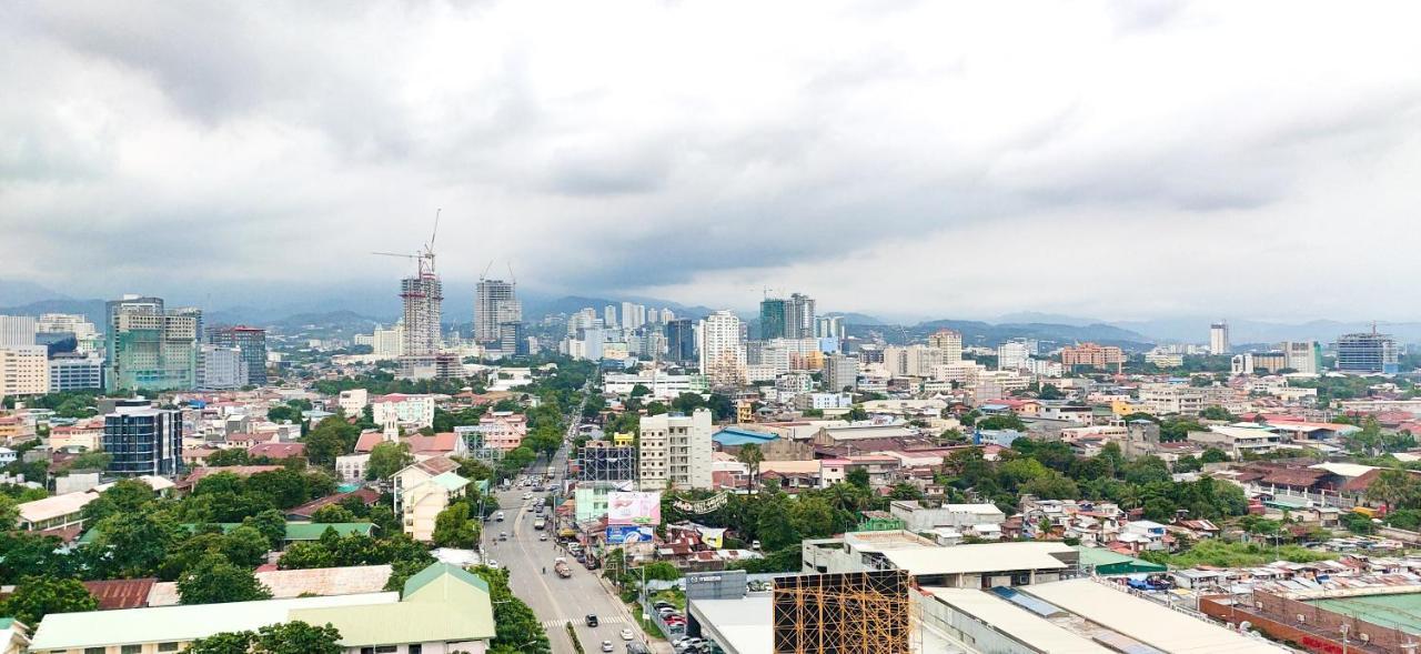 Sunvida Tower Stays Across Sm City Cebu Εξωτερικό φωτογραφία