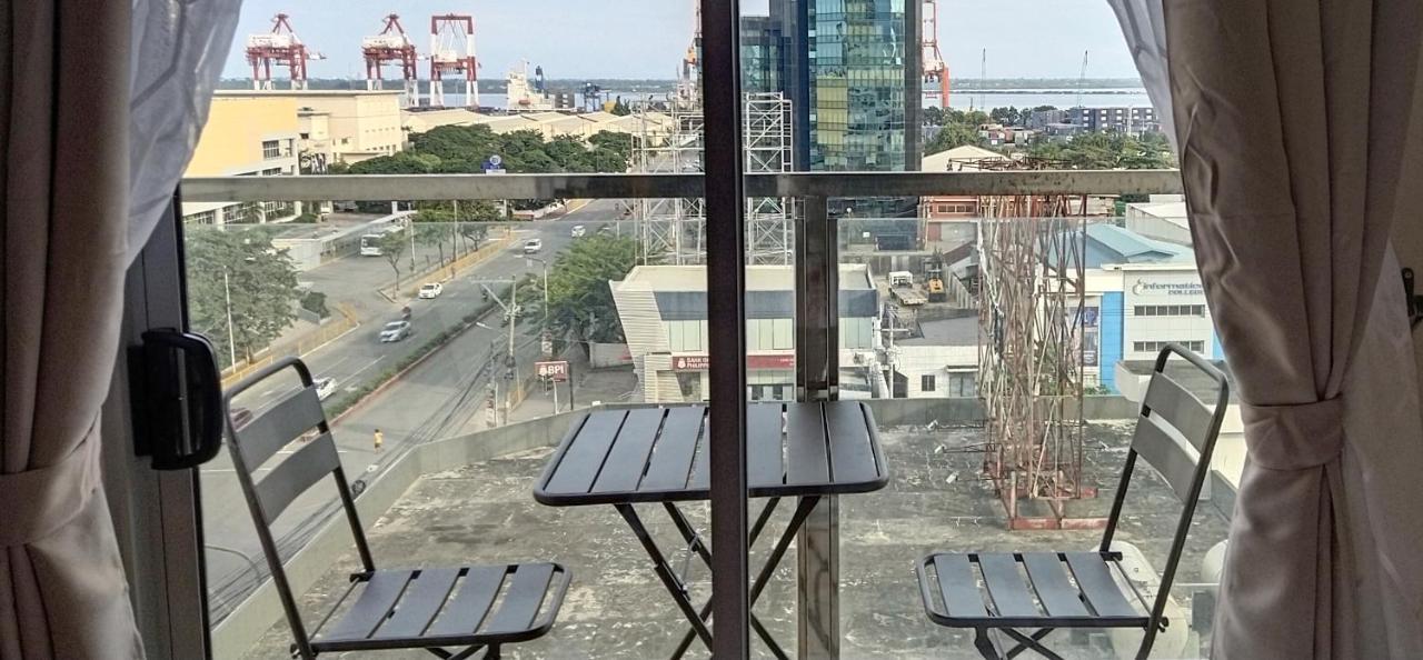 Sunvida Tower Stays Across Sm City Cebu Εξωτερικό φωτογραφία